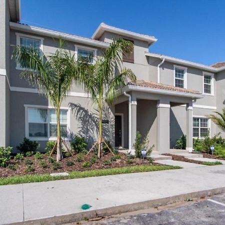 Four-Bedroom Townhome Davenport Bagian luar foto