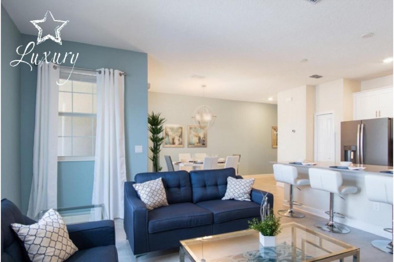 Four-Bedroom Townhome Davenport Bagian luar foto